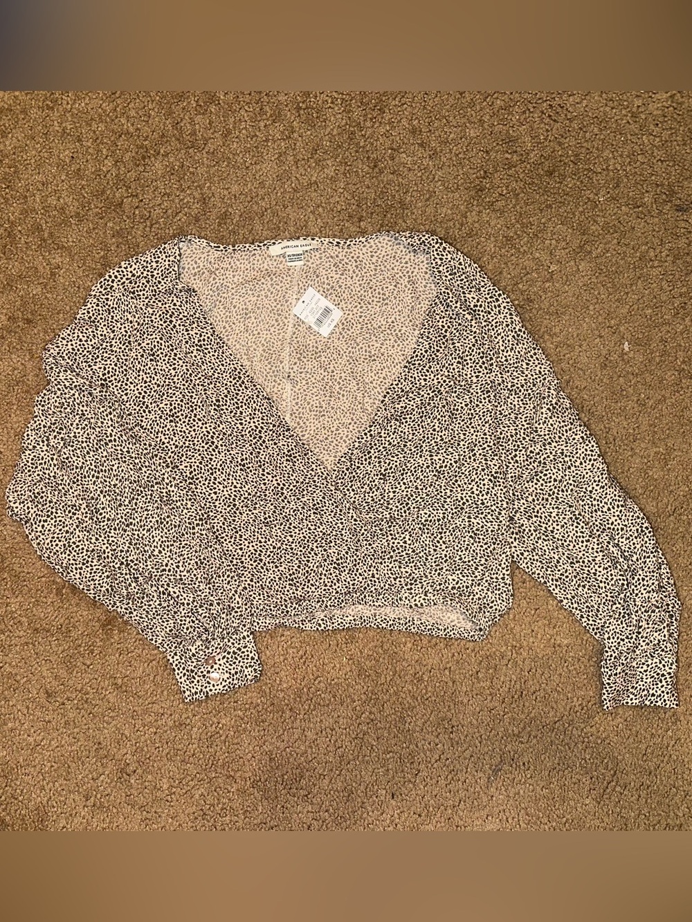 American Eagle Outfitters XS animal print cropped Blouse